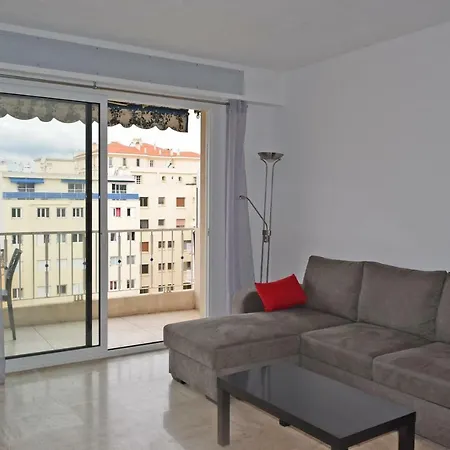 Patricia Apartment *